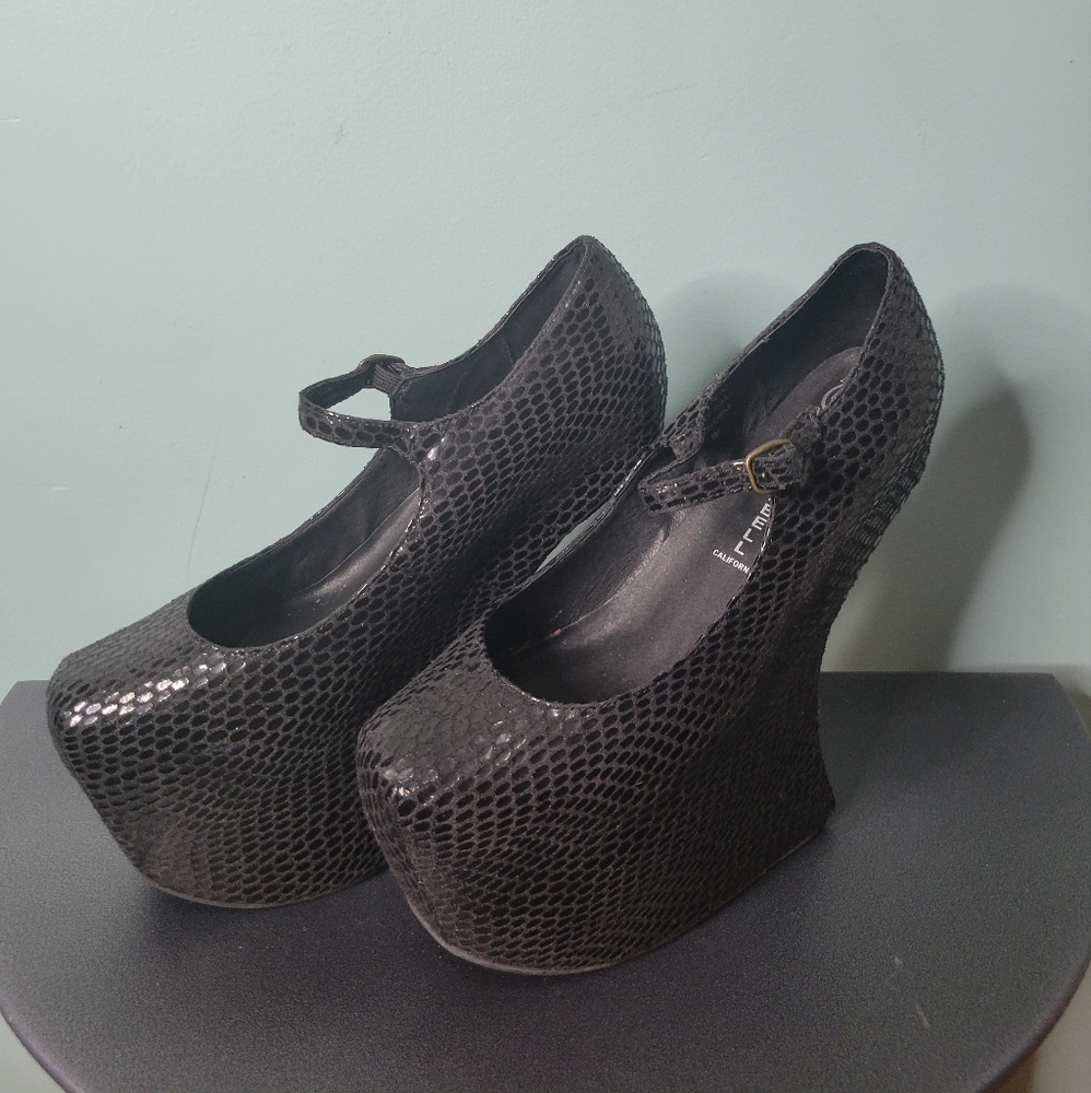 Jeffrey Campbell Night-Walk Reptile Sequin Textured Platform Heels Size 8
